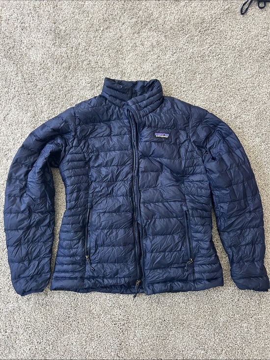 Patagonia Jackets & Blazers - Patagonia Navy Blue Women's Puffer Jacket